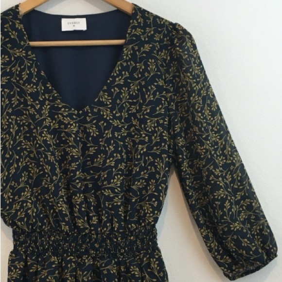 Everly | Dark Blue w/ Golden Yellow Floral Top - Picture 2 of 9